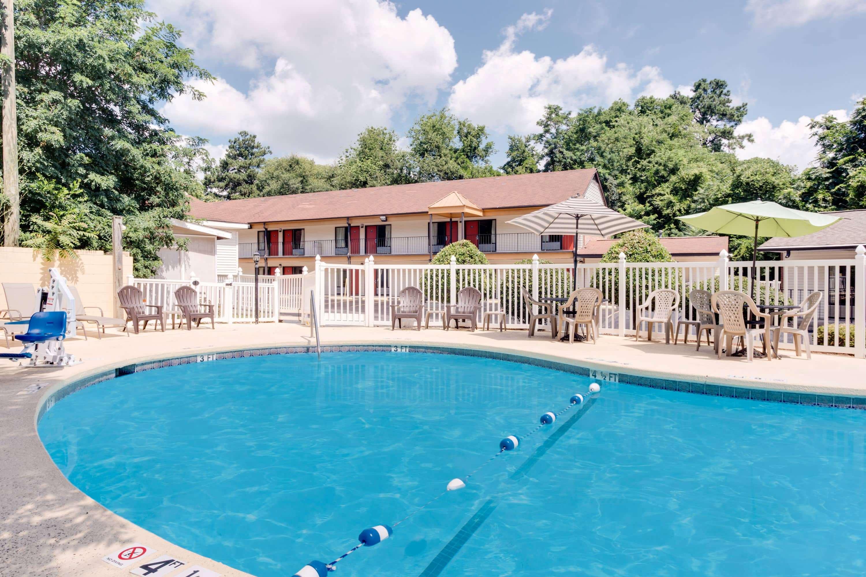 Americas Best Value Inn Айкен Экстерьер фото
